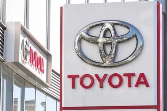 日本車ついに「首位陥落」――トヨタは6年連続“王者”孤軍奮闘も、国別で中国逆転、勢力図を塗り替える構図を考える