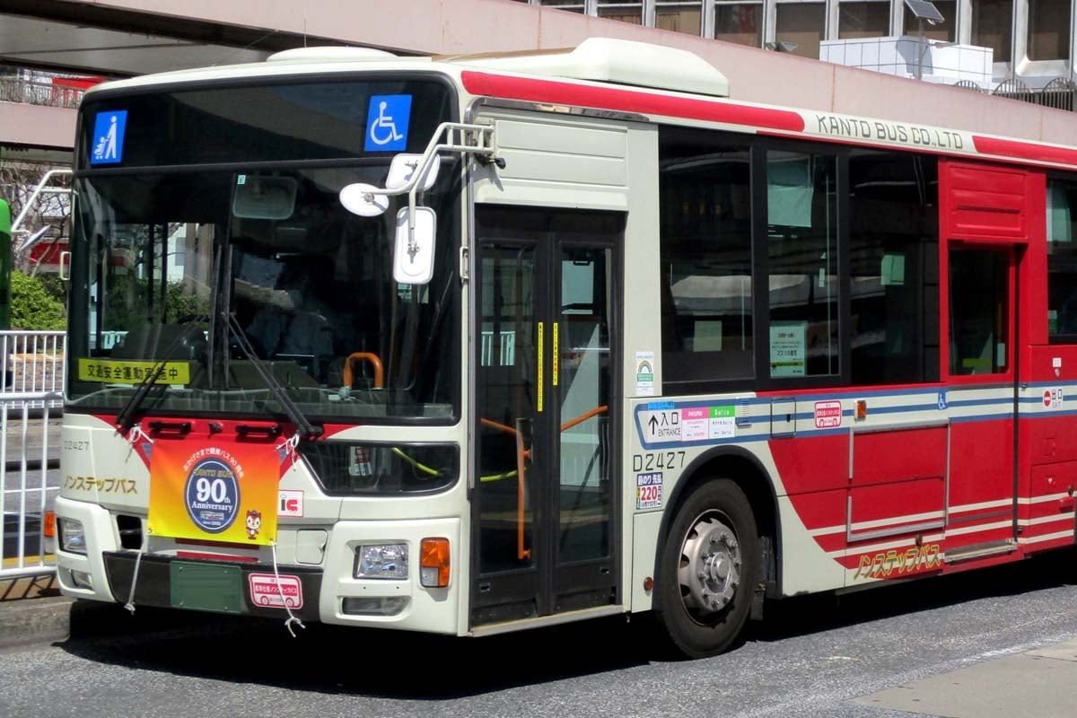 路線バスのイメージ（画像：写真AC）