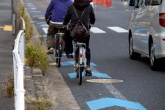 「自分だけが危険を負わされるのか」 明日から青切符――歩行者・自転車・ドライバーは“全員被害者”なのか？ 三すくみ対立の正体とは