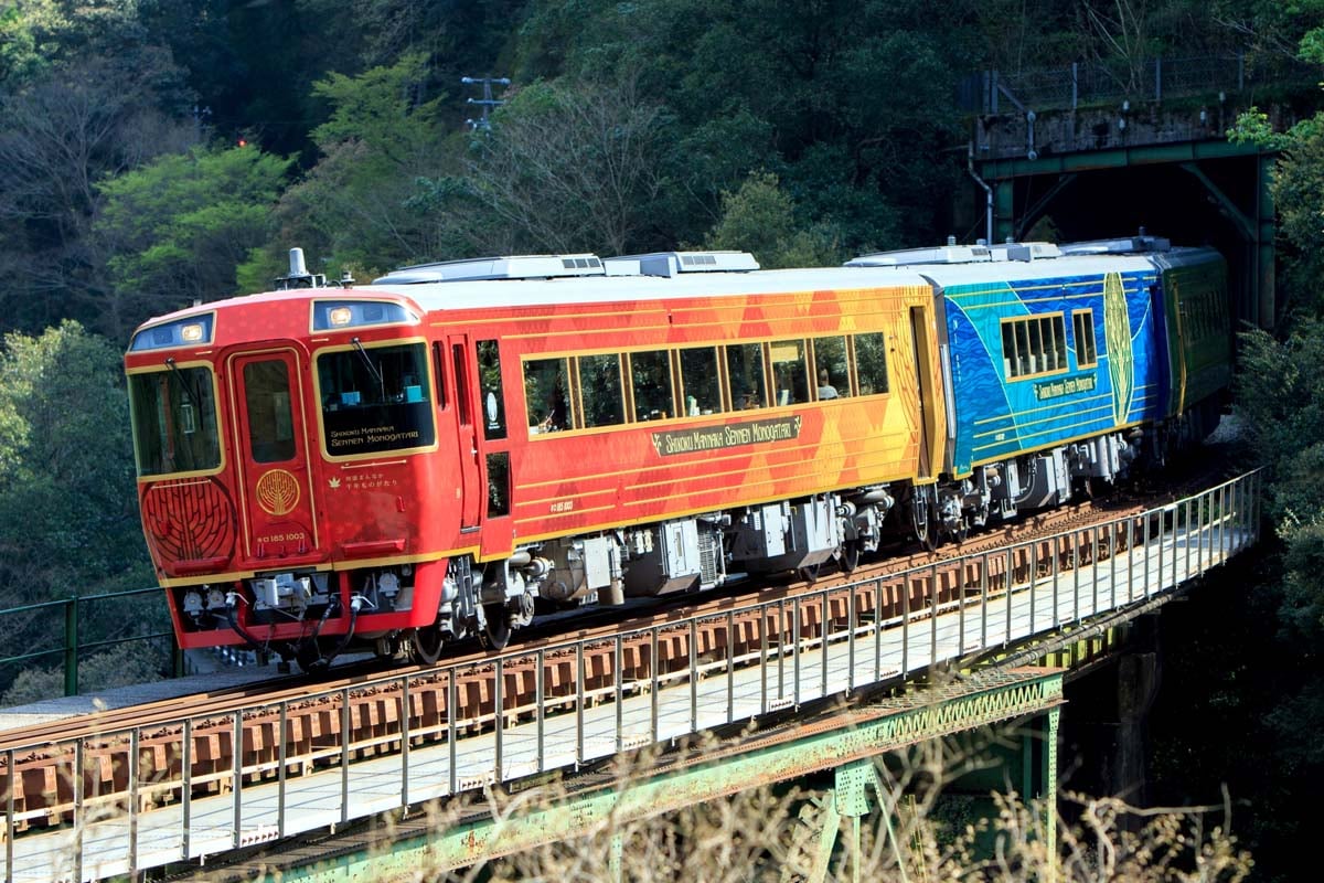 JR四国の鉄道（画像：写真AC）