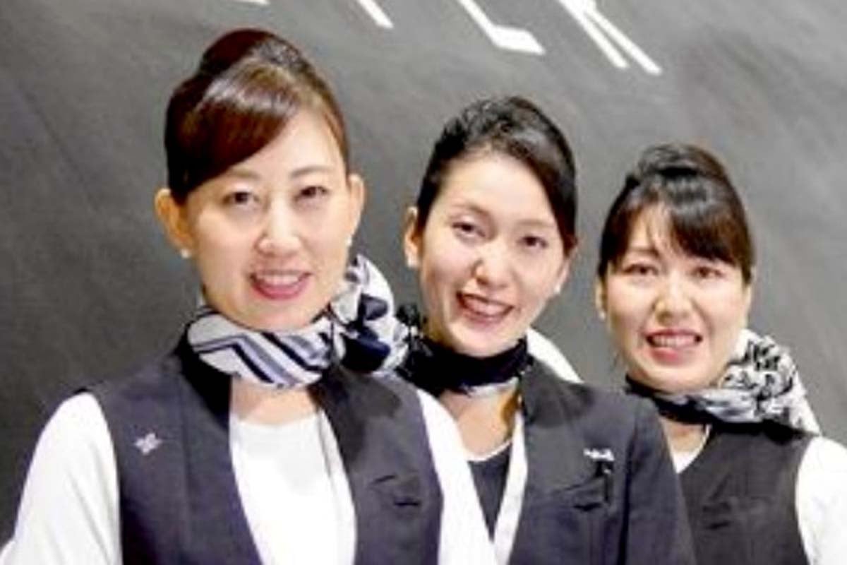 客室乗務員（画像：スターフライヤー）