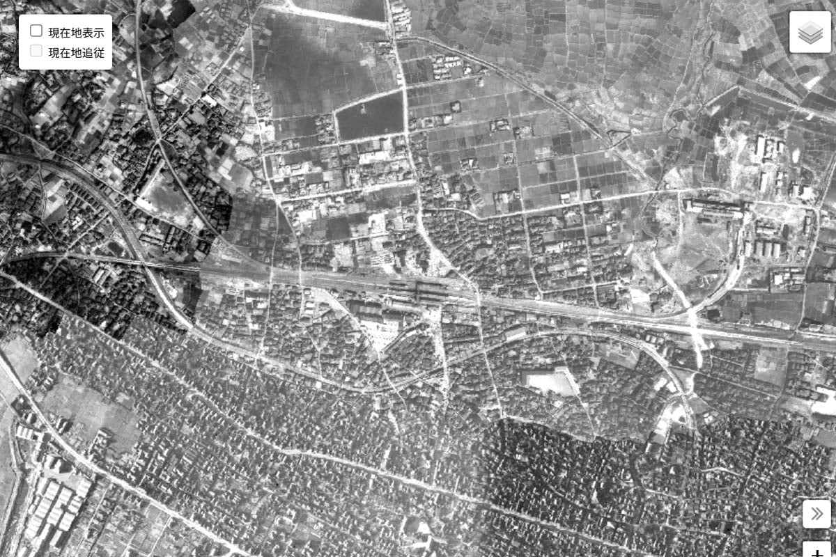 1947年ごろの船橋駅周辺の航空写真（画像：国土地理院）