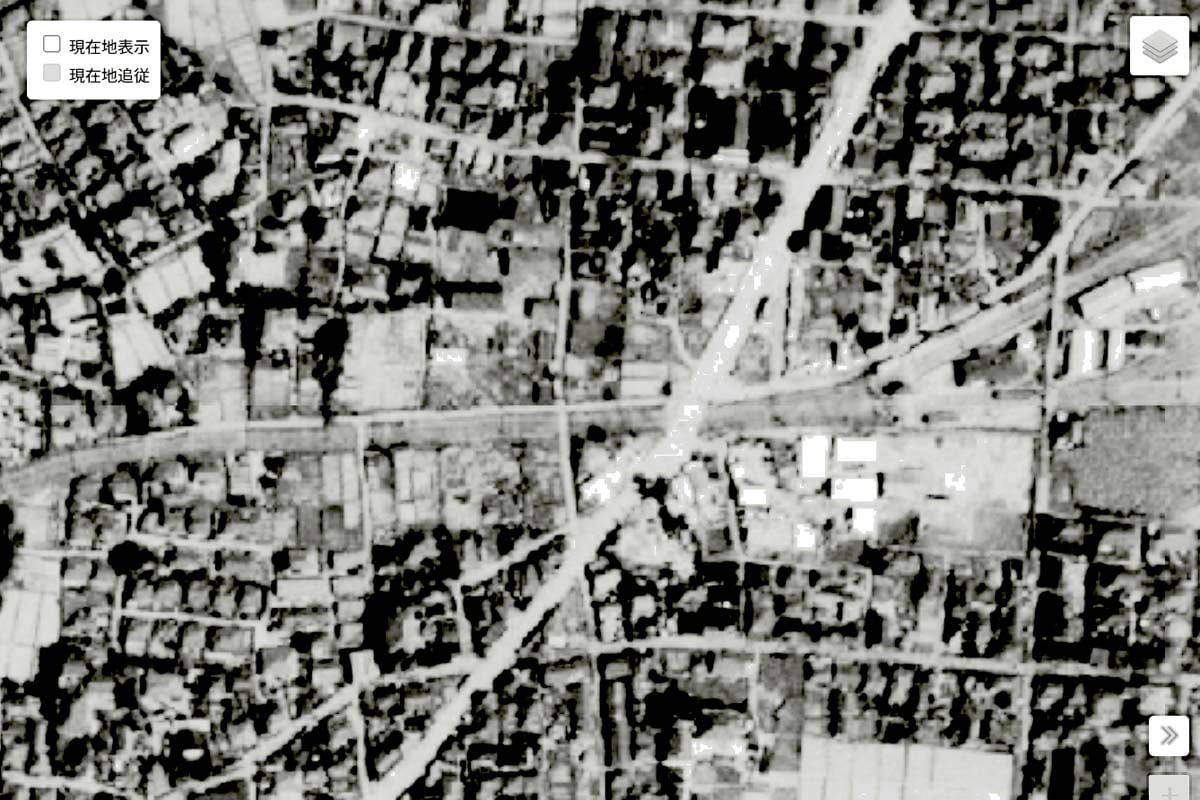 1947年頃の「京成高砂駅」周辺の航空写真（画像：国土地理院）