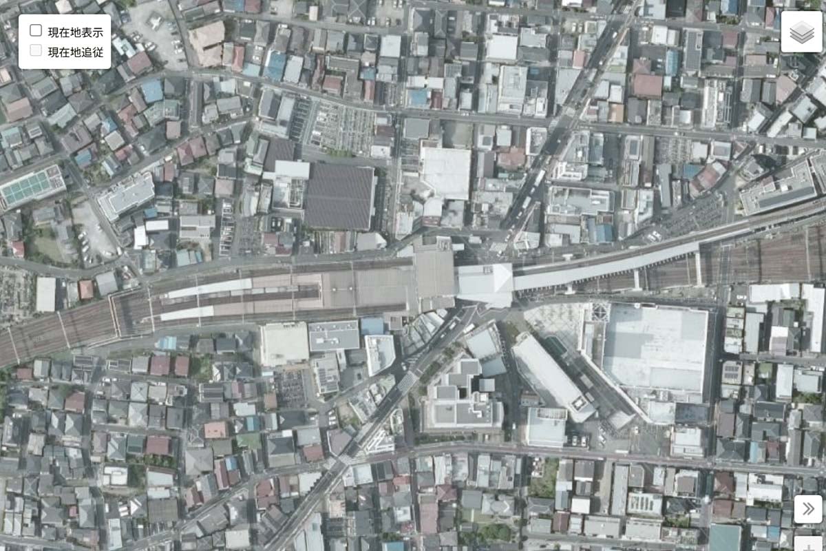 現在の「京成高砂駅」周辺の航空写真（画像：国土地理院）