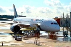 「ANAだと思って乗ったのに」わずか2年で消えた新ブランドの教訓――LCC再編とブランド戦略の課題とは