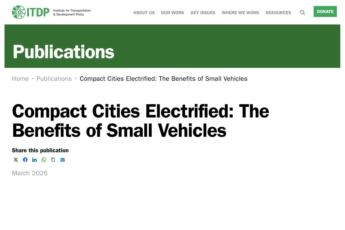 「コンパクトな都市の電動化：小型車両のメリット」（画像：交通開発政策研究所）
