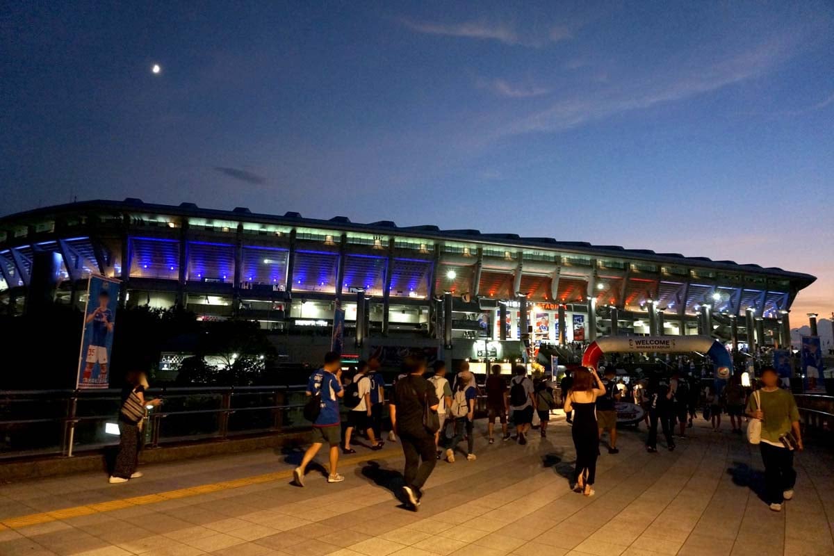 横浜国際総合競技場（画像：写真AC）