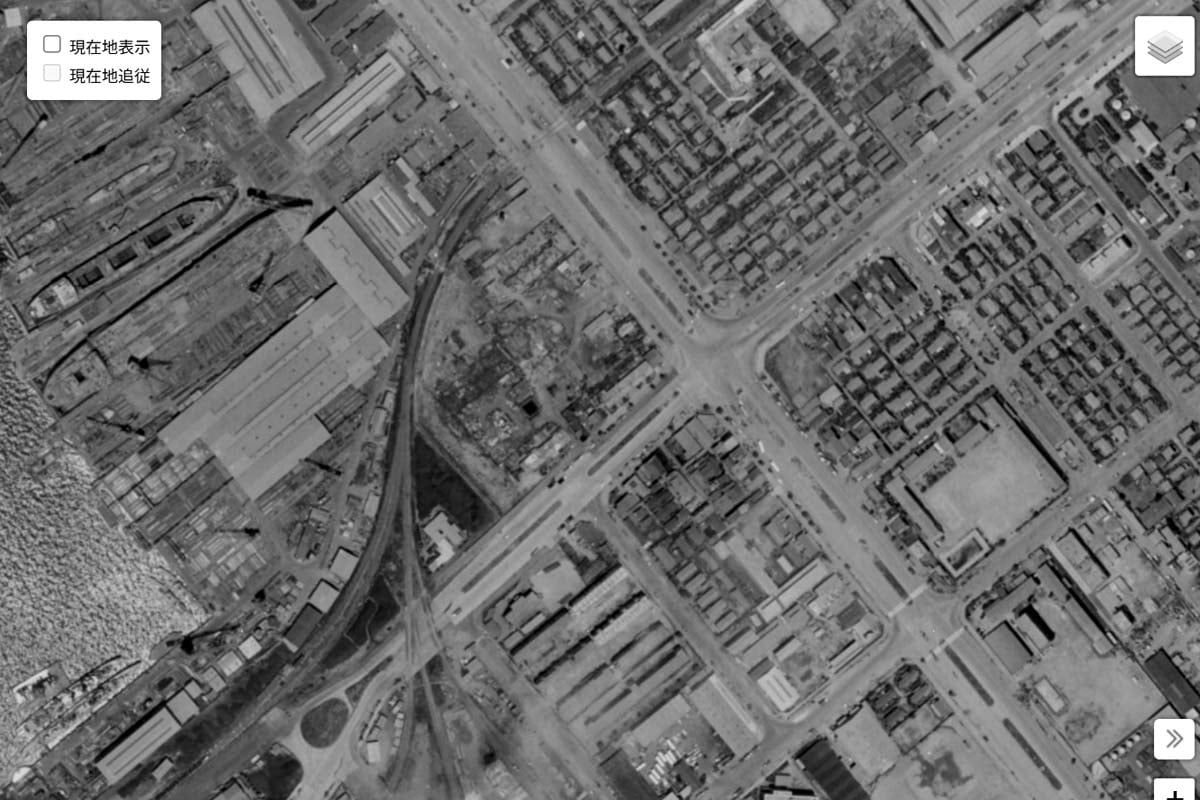 現在の「豊洲駅」周辺の航空写真（画像：国土地理院）