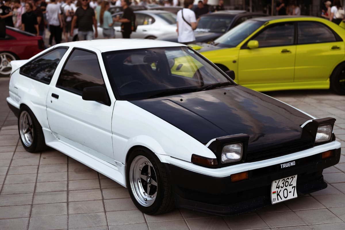 自動車（画像：Pexels）