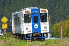 「赤字1億円超…」 秋田のローカル線が続ける鉄印戦略――売上の2割を稼ぐ“もう一つの収益源”とは