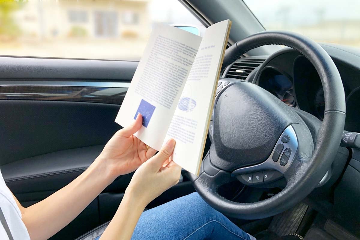 自動運転イメージ（画像：写真AC）