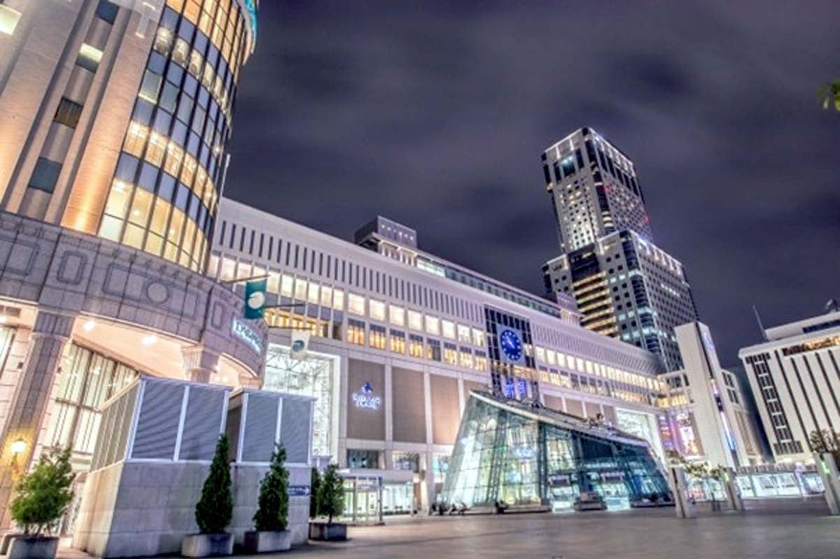 札幌駅前（画像：写真AC）