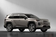 なぜトヨタ・ホンダ・日産が「ストロングHV」へ舵を切るのか？ EV一辺倒からの見直しが進む根本理由