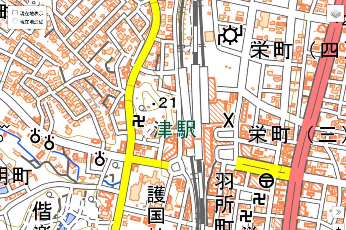 現在の「津駅」周辺の地図（画像：国土地理院）