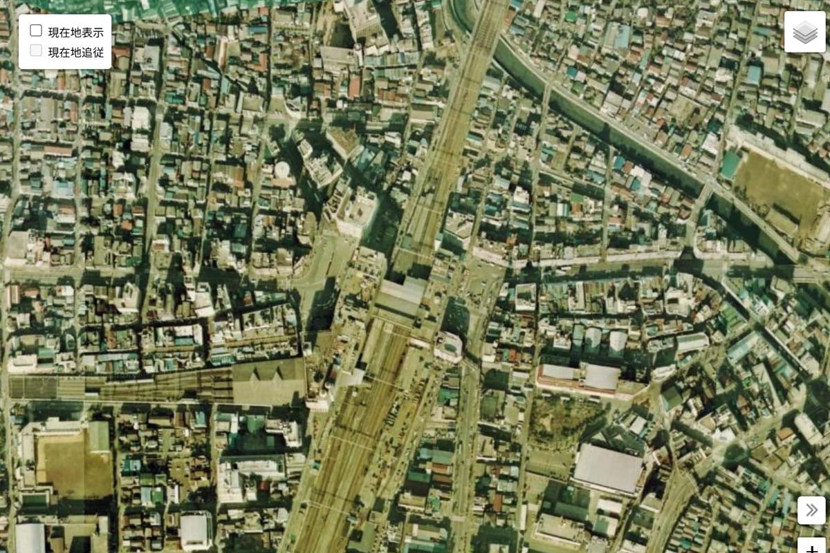 1975年頃の「蒲田駅」周辺の航空写真（画像：国土地理院）