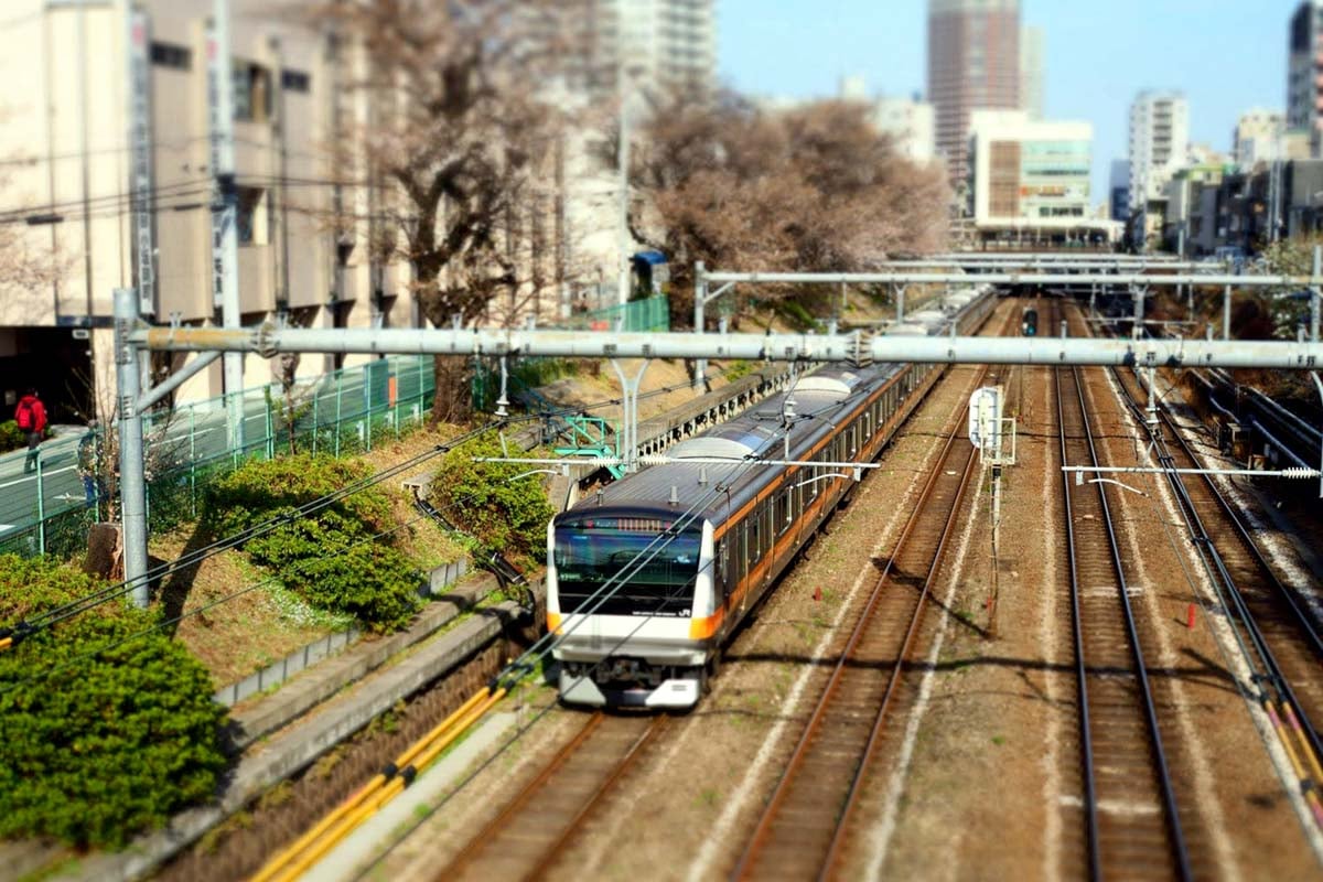 鉄道（画像：写真AC）
