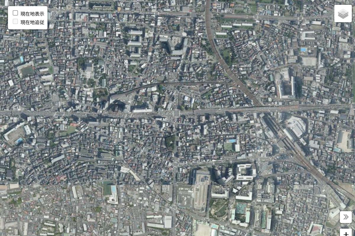 西新井駅周辺、最新の航空写真(画像:国土地理院)