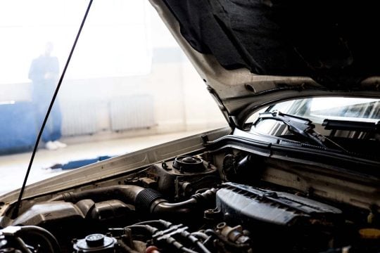 「倒産危険度5位」 自動車部品業界で何が起きているのか？ 問われ始めたサプライヤーの生存条件