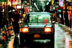 「雨の日は無理しません」 気軽なタクシー利用、もはや“贅沢”ではないのか？ 40%が不快を感じる季節に変わる移動の選び方