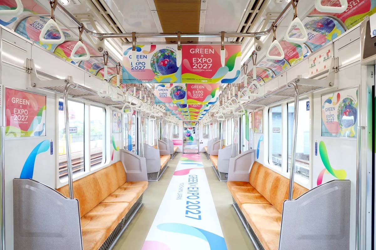 GREEN×EXPO 2027特別仕様の車内（画像：横浜市）
