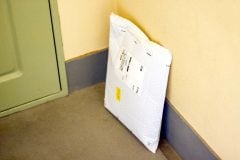 「誤配」「盗難」に揺れる置き配！ 約2割がトラブルを経験、玄関前に潜む「受け取り」の盲点をご存じか