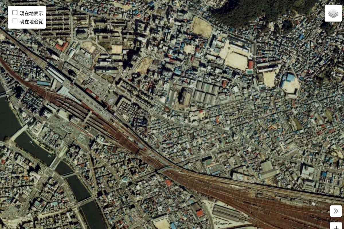 1980年頃の「広島駅」周辺の航空写真（画像：国土地理院）