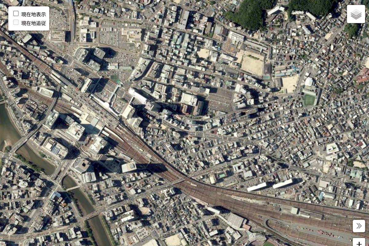 最新の「広島駅」周辺の航空写真（画像：国土地理院）