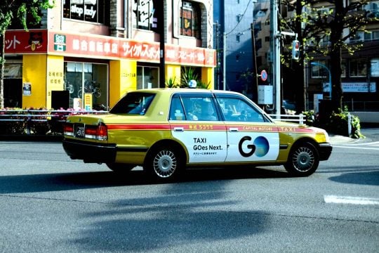 なぜタクシーは“必要なときほどつかまらない”のか? 6割以上が指摘した「最大の原因」とは――無人タクシーで「乗れない」は変わるのか
