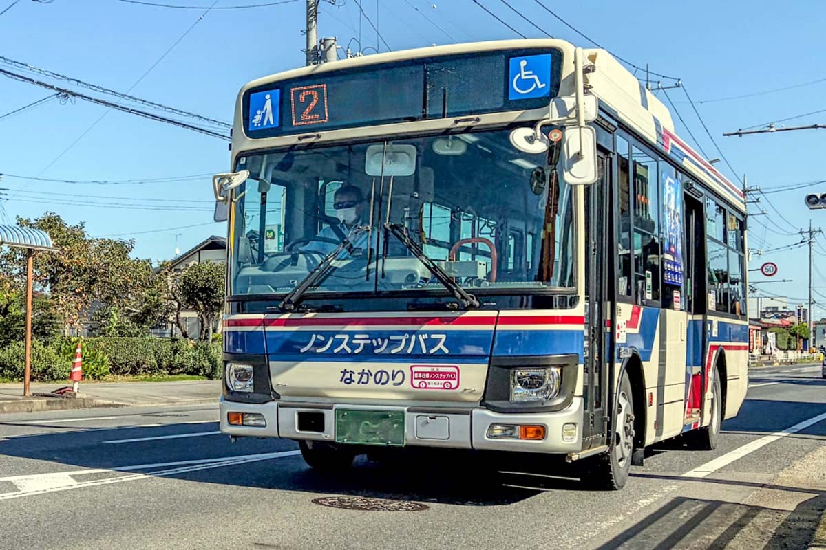 路線バスのイメージ(画像:写真AC)
