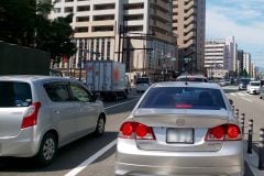 年収1000万円はつらいよ! 高収入ほど逃れられない「転勤・単身赴任」、赴任先で迷う「クルマ選び」の現実とは
