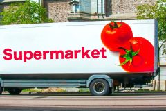 「運送会社は持ちこたえられるのか？」食料品消費税1%で高まる懸念！ 迫る値下げ圧力、トラック業者が抱える苦悩とは